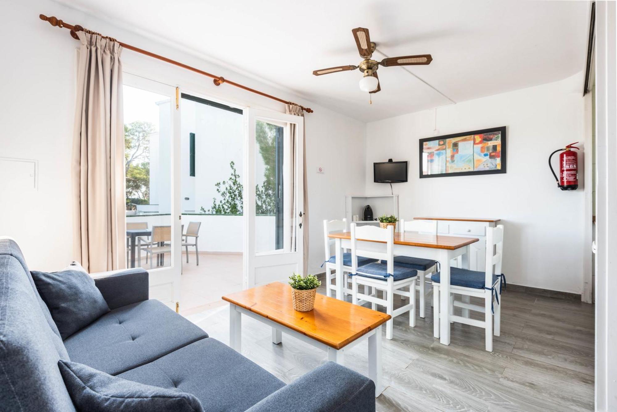 Apartamentos Alta Galdana Cala Galdana  Quarto foto